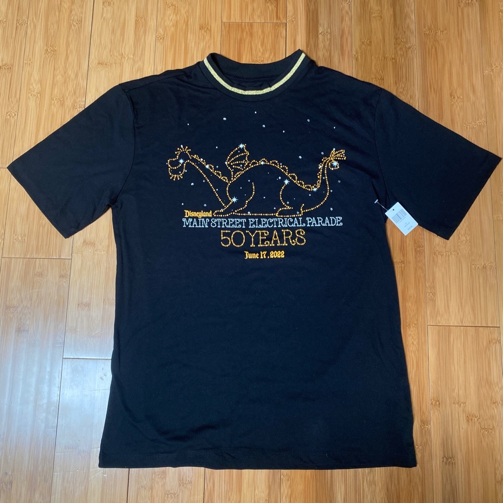 NWT Disneyland Main Street Electrical Parade 50th Day of T-Shirt 2022 Size M